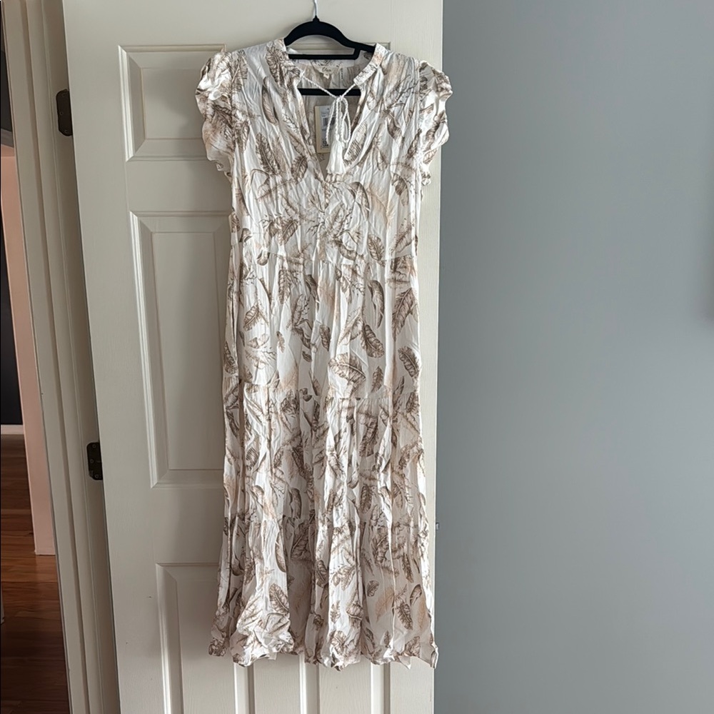 Bloomingdale's Ruffled Tiered Maxi Dress in White and Pink